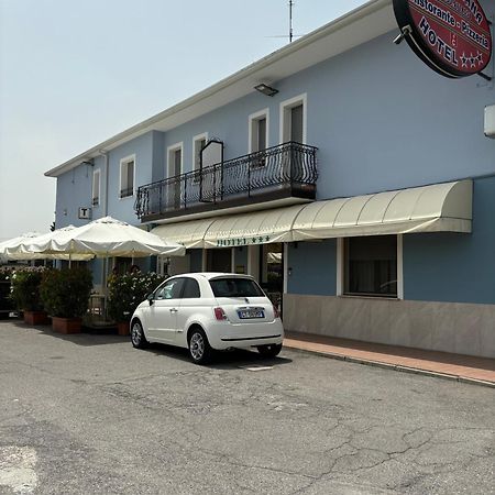 Hotel Ristorante Amalfitana Dello Extérieur photo