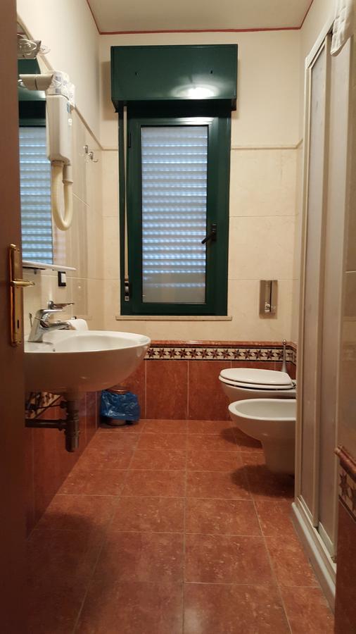Hotel Ristorante Amalfitana Dello Extérieur photo
